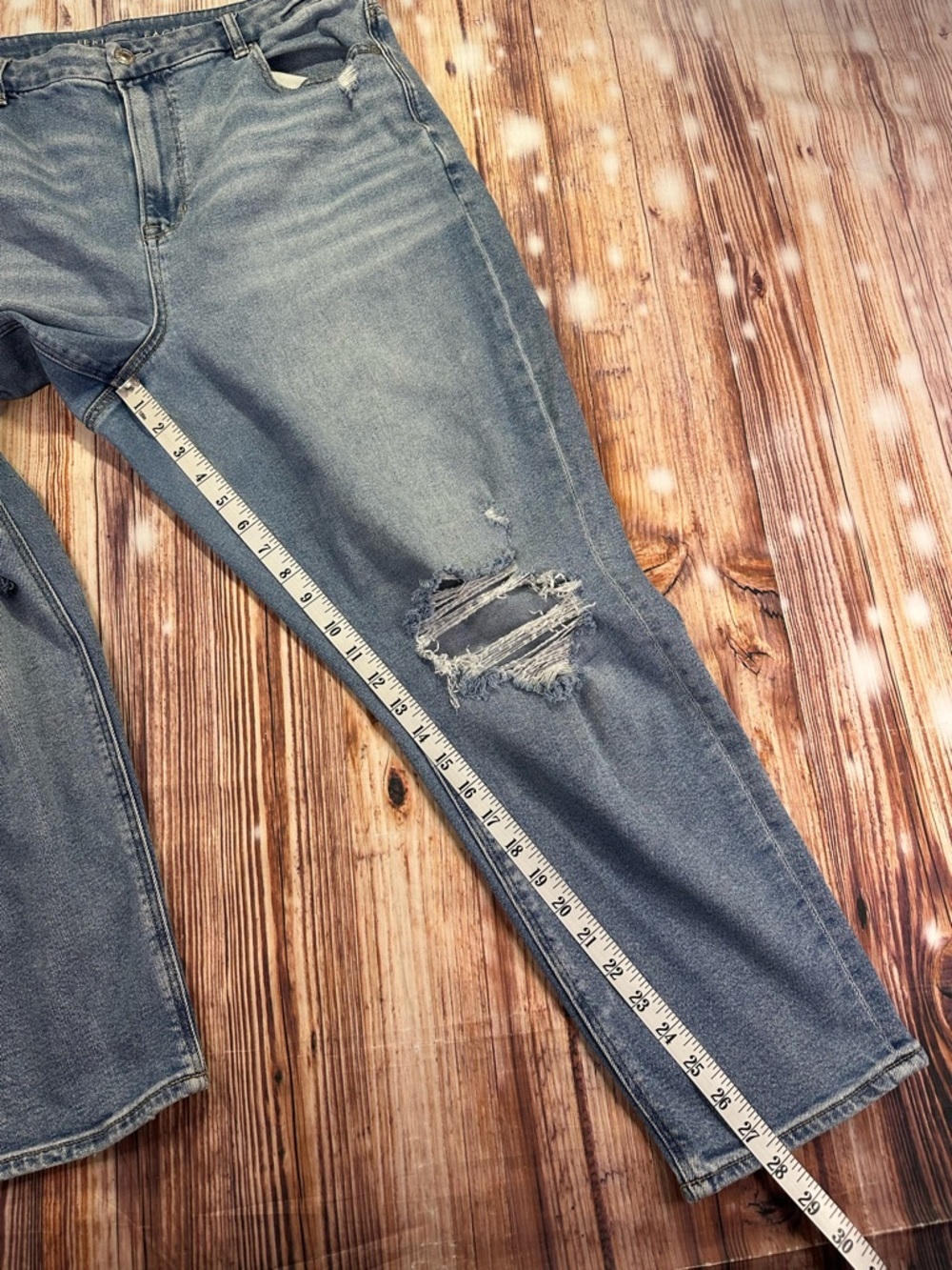 American Eagle Curvy Mom Distressed Women's Jeans - Blue Size 16 - Picture 9 of 14